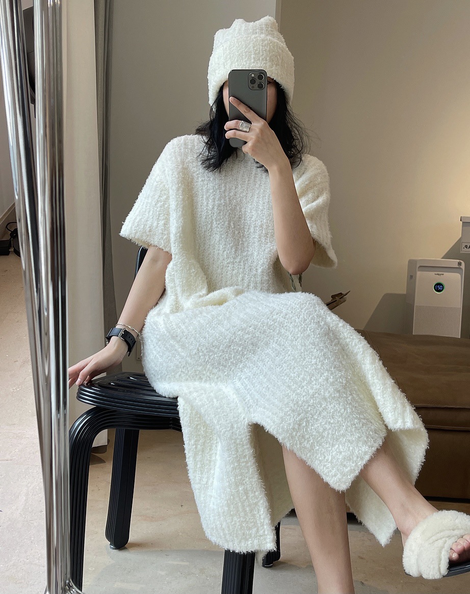 Early Spring New Korean Style Gentle Temperament Pullover Sweater with Short Sleeves Dress Loose Slimming Soft Knitted Dress for Women