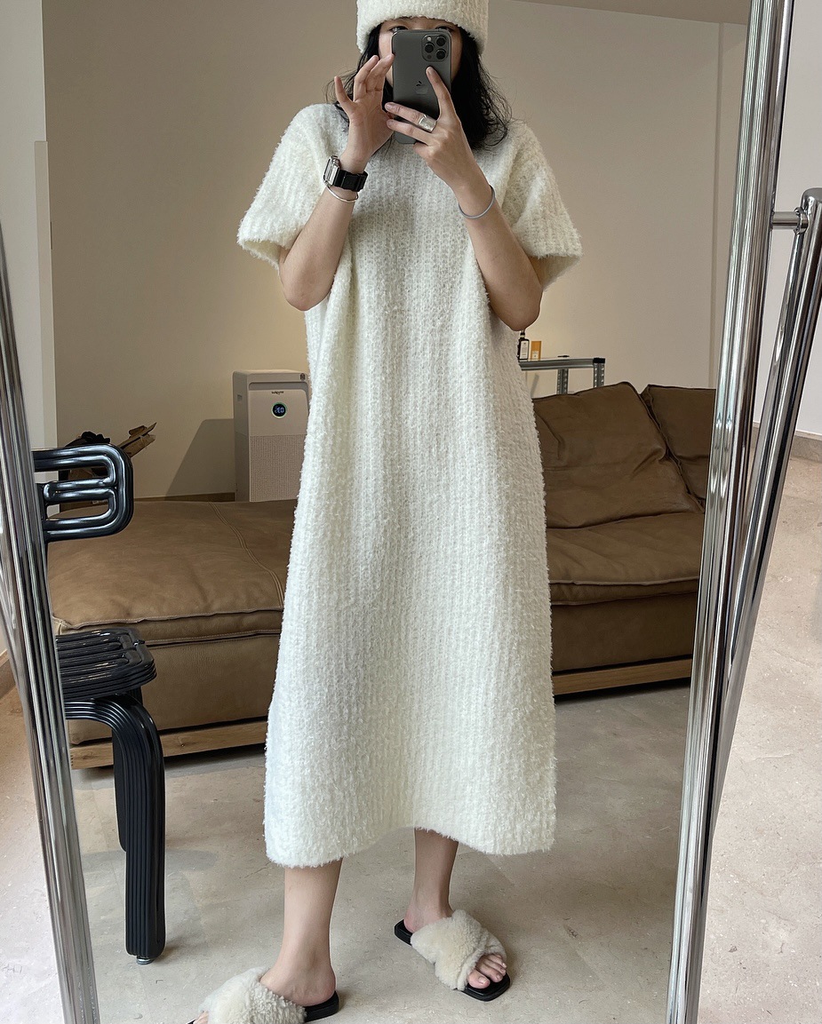 Early Spring New Korean Style Gentle Temperament Pullover Sweater with Short Sleeves Dress Loose Slimming Soft Knitted Dress for Women
