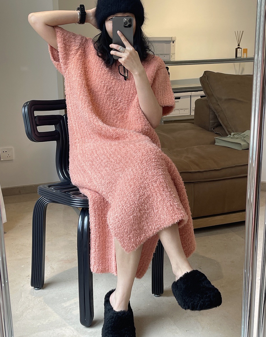 Early Spring New Korean Style Gentle Temperament Pullover Sweater with Short Sleeves Dress Loose Slimming Soft Knitted Dress for Women