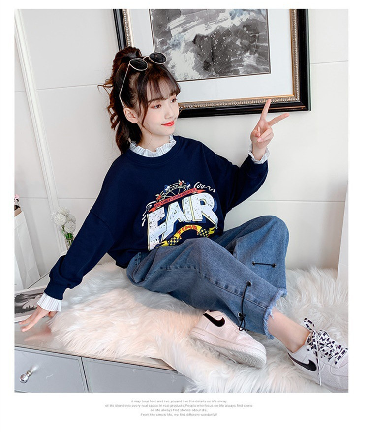 Girls' Spring and Autumn Clothing Sweater Suit 2021 New Korean Style Western Style Medium and Big Children Jeans Girl Stylish Two-Piece Suit Girls' Spring and Autumn Clothing Sweater Suit 2021 New Korean Style Western Style Medium and Big Children Jeans Girl Stylish Two-Piece Suit