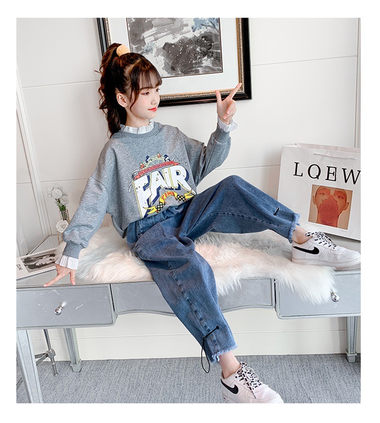 Girls' Spring and Autumn Clothing Sweater Suit 2021 New Korean Style Western Style Medium and Big Children Jeans Girl Stylish Two-Piece Suit