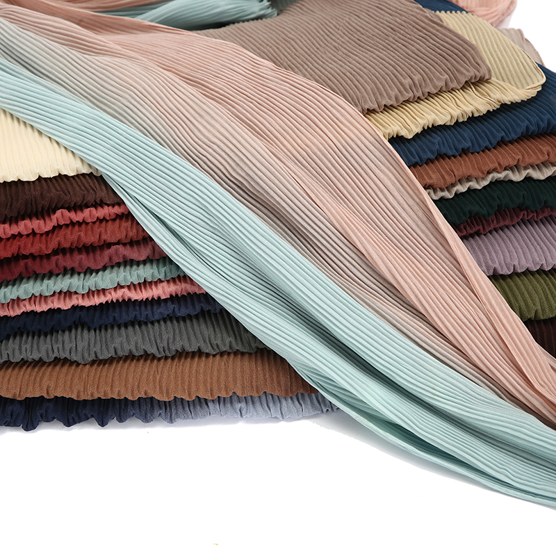 Hot sale new crinkled two-tone color bubble chiffon pleated solid shawls headband beach hijab summer Muslim wraps scarf 
