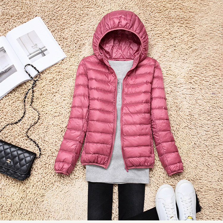 The manufacturers of women's thin down jackets, such as slim Hoodie and extra size, are wholesale The manufacturers of women's thin down jackets, such as slim Hoodie and extra size, are wholesale