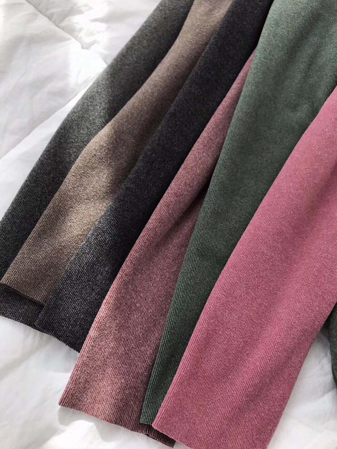 Cationic Bottoming Shirt Women's Autumn and Winter New Internet Celebrity Warm Top Knitted Inner Match Half-High Collar Long Sleeves T-shirt