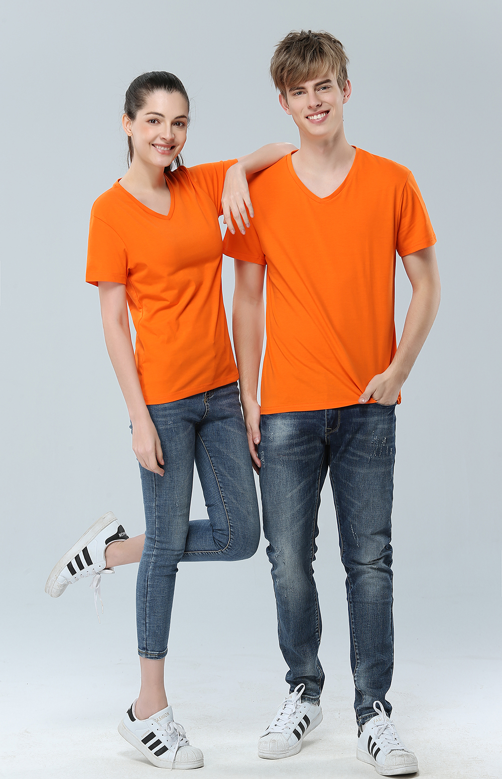 Solid color short sleeved T-shirt heart v collar summer T-shirt loose slim fit bottom coat Solid color short sleeved T-shirt heart v collar summer T-shirt loose slim fit bottom coat