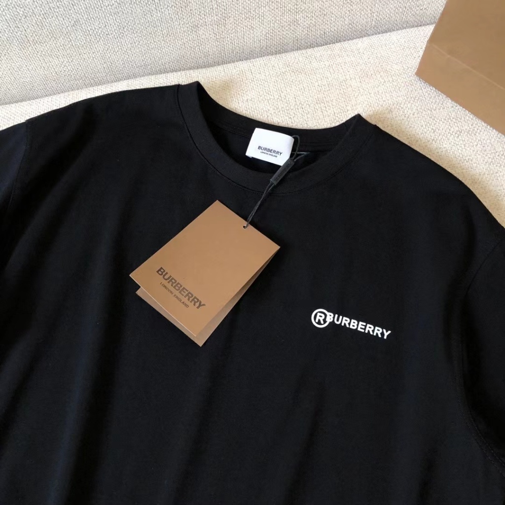 Summer Popular Short-Sleeved T-shirt Spring and Summer Men's and Women's Same Style Short Sleeve T-shirt Couple's T-shirt Fashion Brand T-shirt Summer Popular Short-Sleeved T-shirt Spring and Summer Men's and Women's Same Style Short Sleeve T-shirt Couple's T-shirt Fashion Brand T-shirt