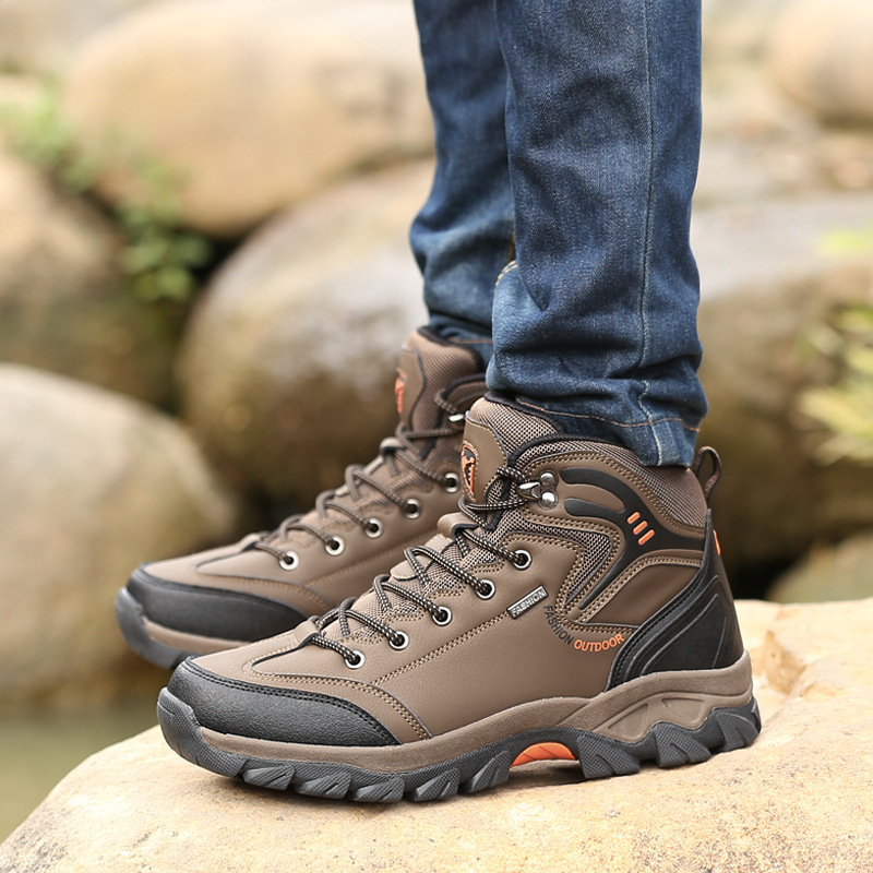 Cross-Border Large Size Middle High Top Worker Boot Outdoor Climbing Boots Men&#039;s Waterproof Non-Slip Travel Shoes Hiking Boots Men&#039;s Boots Wholesale