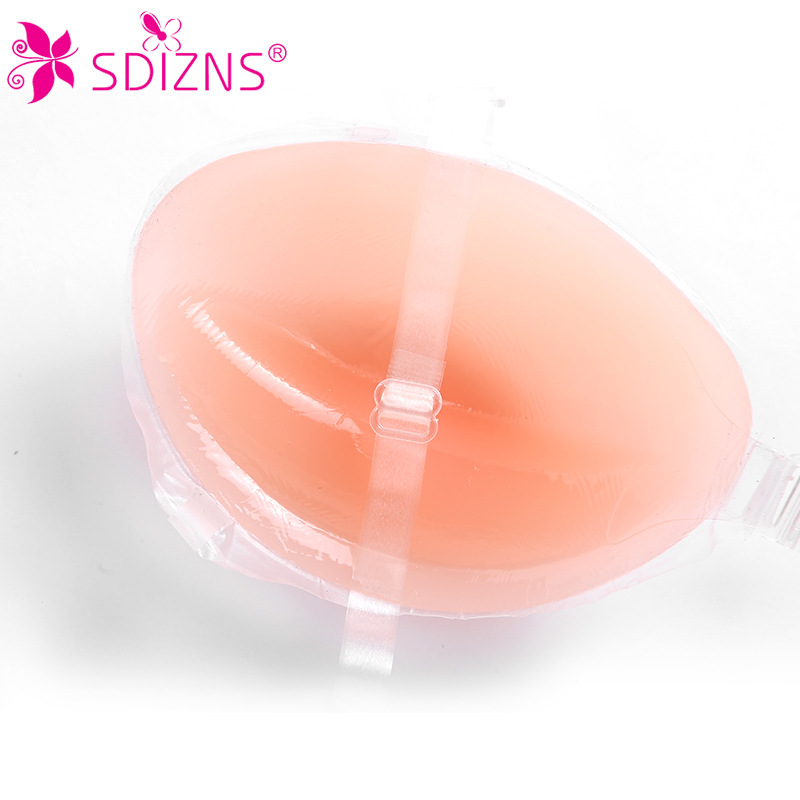 Baby silicone bra silicone breast implants with a thin, thick, stereoscopic bra without straps.