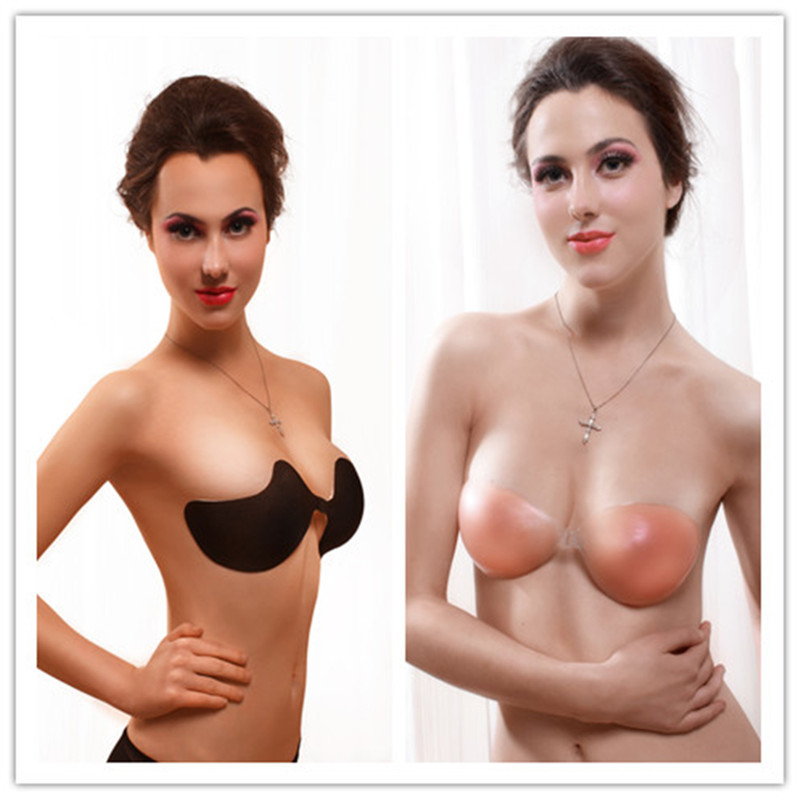 Baby silicone bra silicone breast implants with a thin, thick, stereoscopic bra without straps.