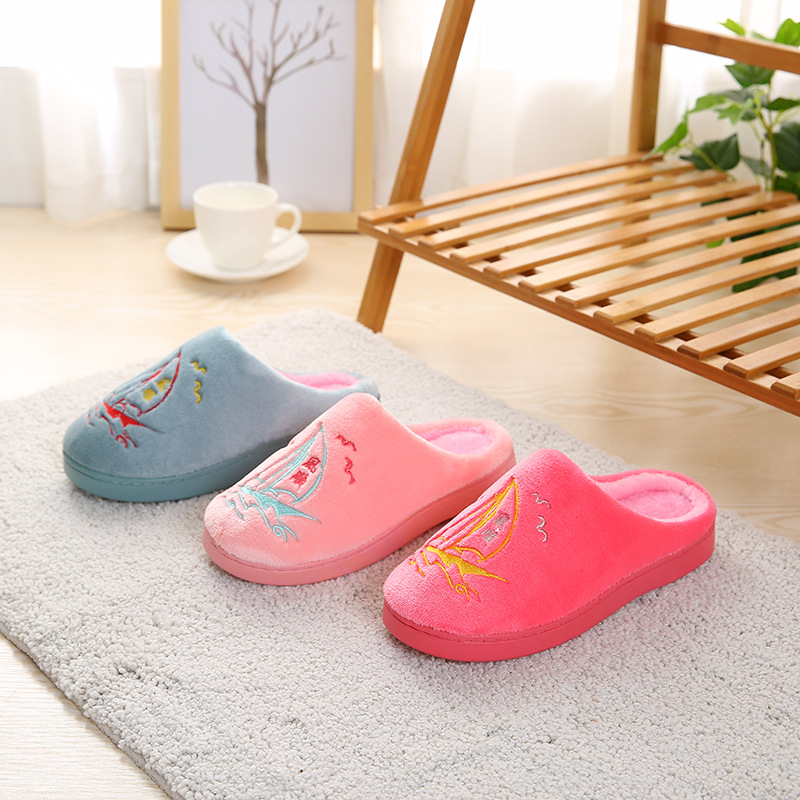 Korean version of the new autumn and winter home couple thickening warm men and women cotton slippers