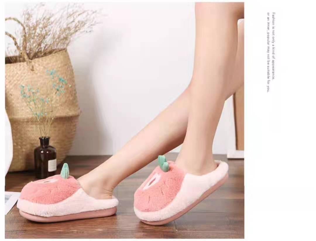 Cotton Slippers Female 2021 Autumn and Winter Cartoon Cute Fruit Fleece-Lined Warm Confinement Home Couple Thickened Non-Slip Men Cotton Slippers Female 2021 Autumn and Winter Cartoon Cute Fruit Fleece-Lined Warm Confinement Home Couple Thickened Non-Slip Men