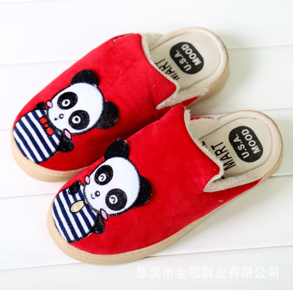 Customized cross-border e-commerce amazon winter super romantic couple thermal non-slip home fashion thermal panda cotton slippers Customized cross-border e-commerce amazon winter super romantic couple thermal non-slip home fashion thermal panda cotton slippers