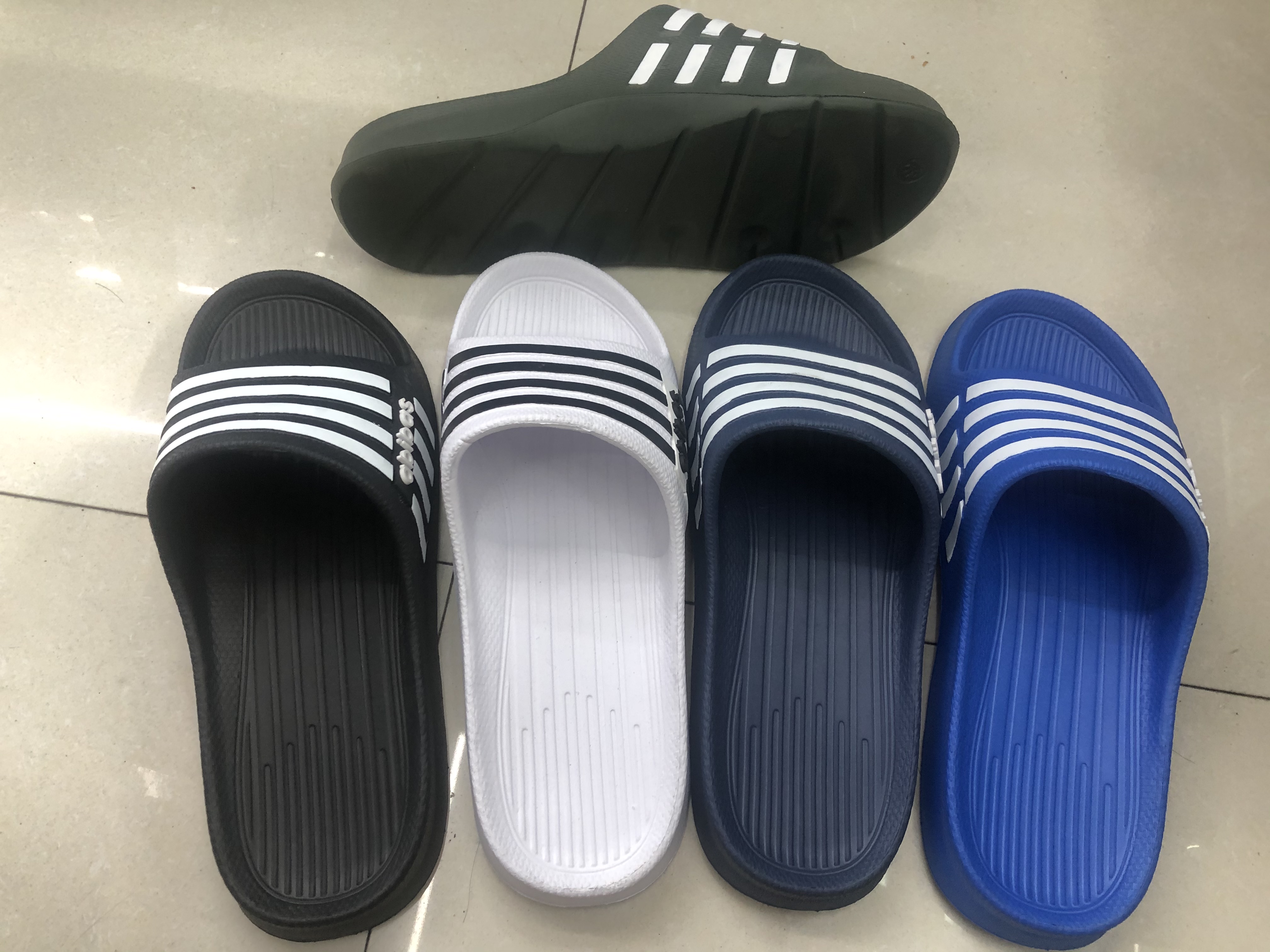 New Men&#039;s Single-Strap Slipper Men&#039;s Korean Version Fashion Fashion Cool Beach Shoes Men&#039;s Casual Non-Slip Slippers