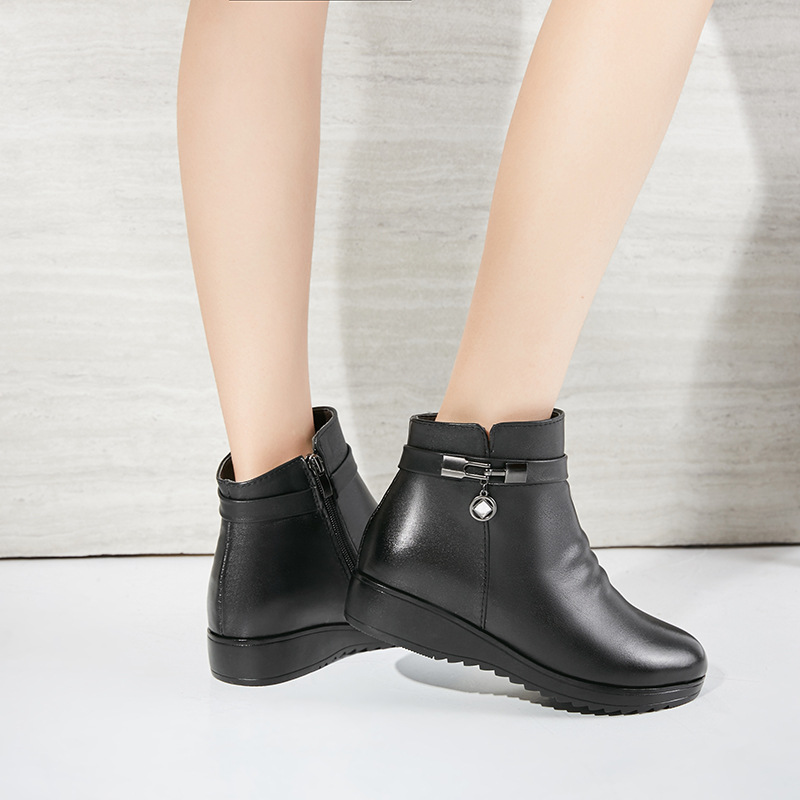 Clear Stock Sales Winter New Women&#039;s Short Boots Low Heel Wedge Non-Slip Sole Mother&#039;s Cotton Shoes Snow Boots Sx5694 plus Size