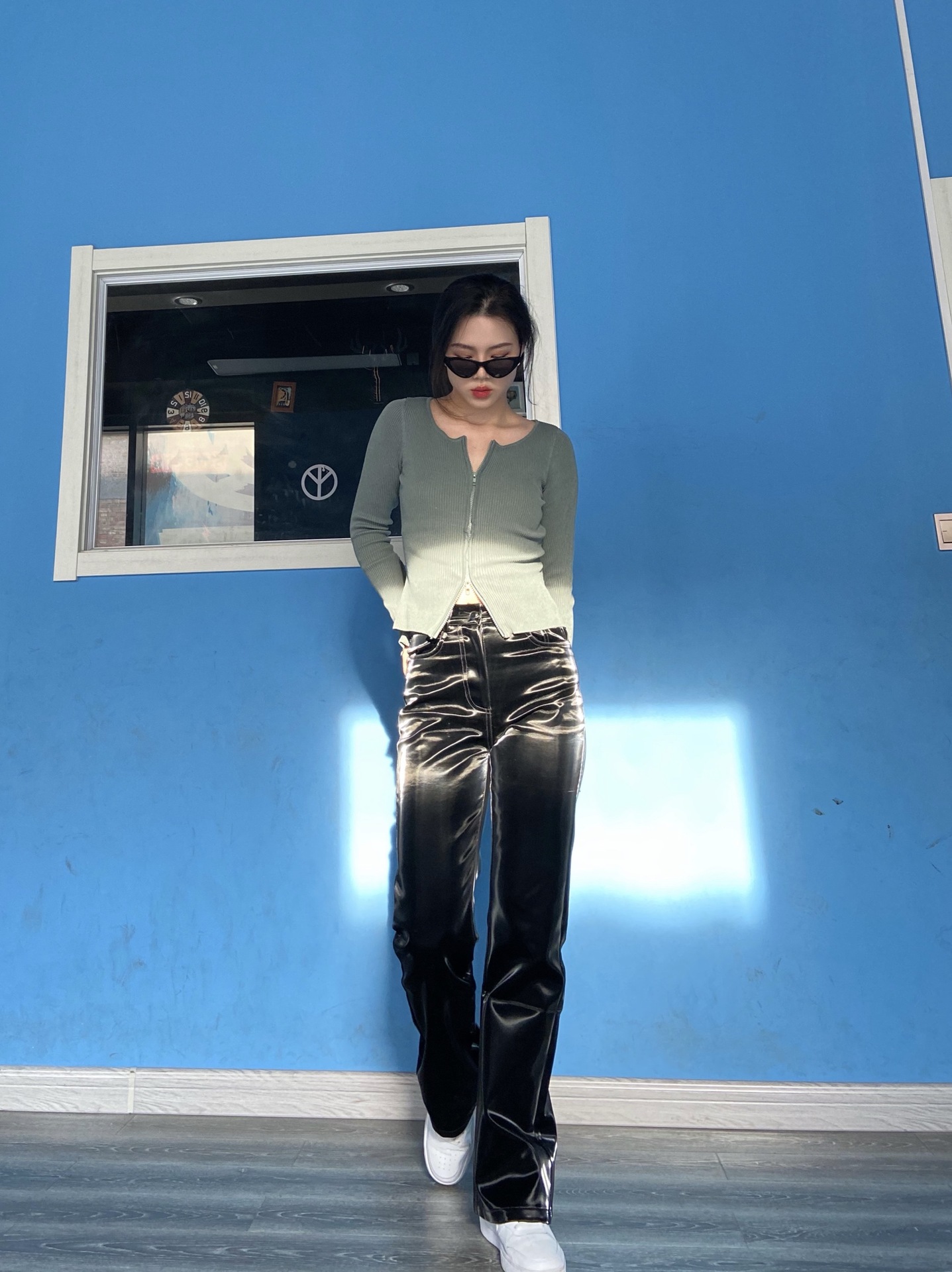 2022 Spring New Niche Design Liquid Future Light Sense Leather Pants Women's European and American High Waist Straight Casual Trousers