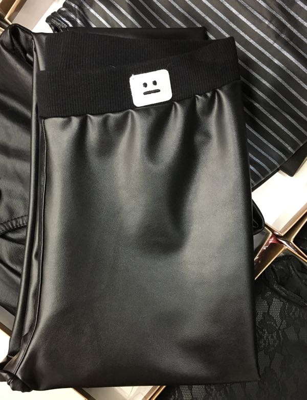 Spring new style smile beauty magic leather pants smiling face leather pants
