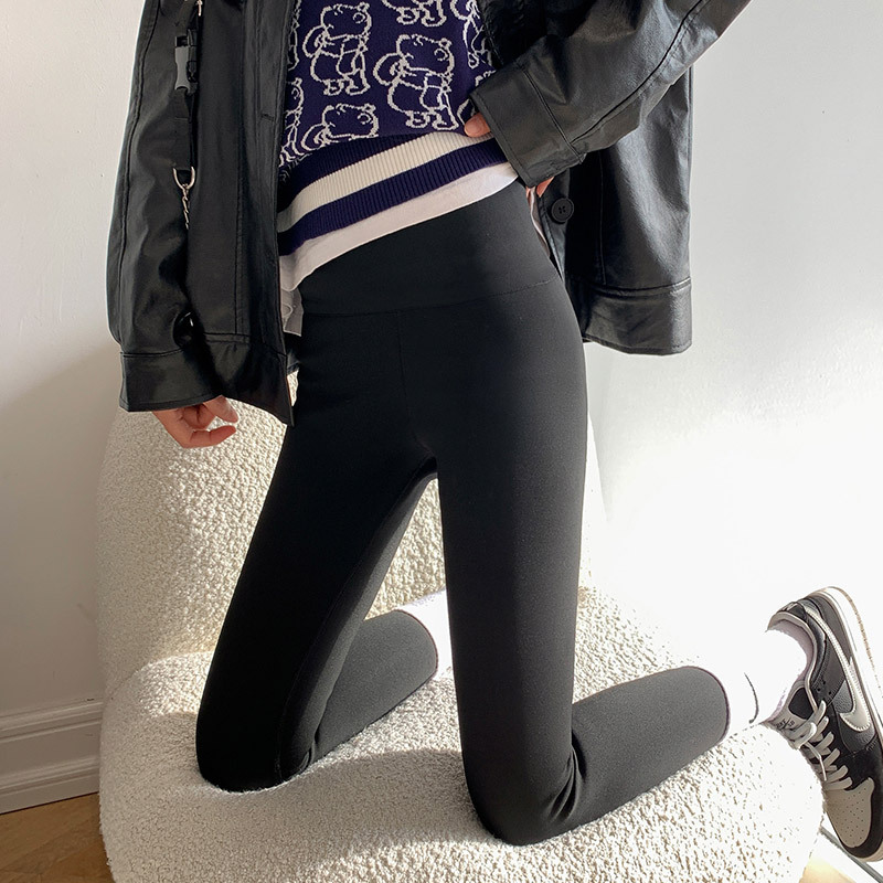 202 New Velvet Padded Leggings Women&#039;s Outer Wear Autumn and Winter Shark Leather Pants Thickened Cropped Barbie Skinny Yoga Pants