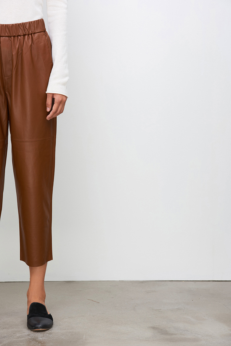 2017 European and American Autumn New Haining Genuine Leather Pants Women's Mid-Waisted Figure Flattering Sheepskin Harem Pants Cropped Pants