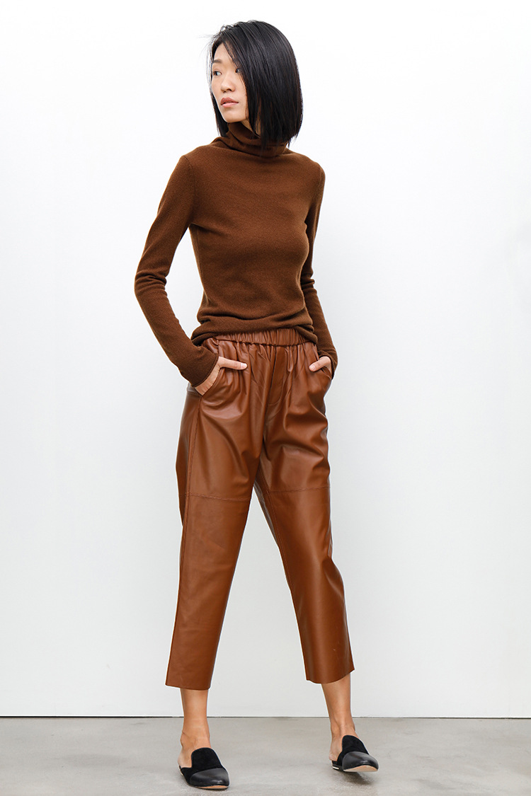 2017 European and American Autumn New Haining Genuine Leather Pants Women's Mid-Waisted Figure Flattering Sheepskin Harem Pants Cropped Pants