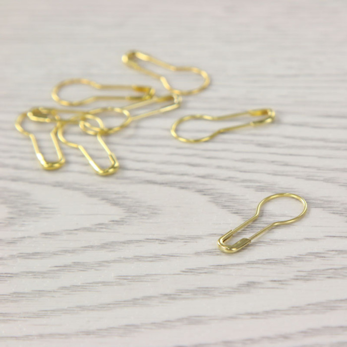Iron material calabash shape pins underwear hang tag pins