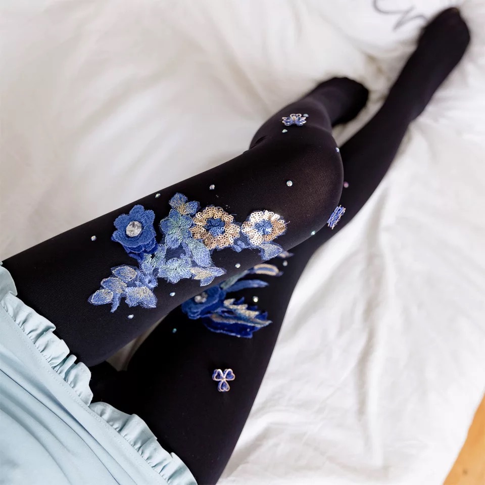 Hand-Embroidered Flowers Style Cherry Blue Enchantress Pattern Anti-Snagging Mask Socks Stockings Pantyhose for Women