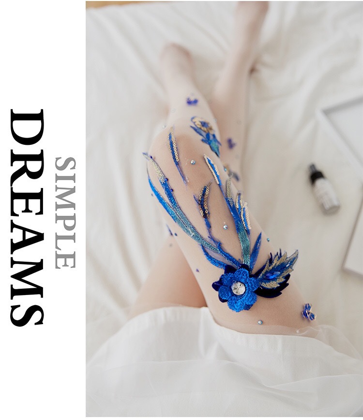 Hand-Embroidered Flowers Style Cherry Blue Enchantress Pattern Anti-Snagging Mask Socks Stockings Pantyhose for Women