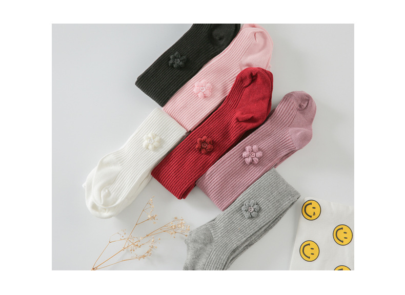 Korean version of dish cotton double-needle vertical strip leggings for children children children socks flower button pantyhose