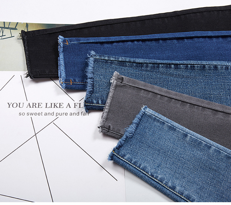women in Spring 2020 new high waist nine minute Trousers Korean version show thin chic tight small feet with fur border women in Spring 2020 new high waist nine minute Trousers Korean version show thin chic tight small feet with fur border