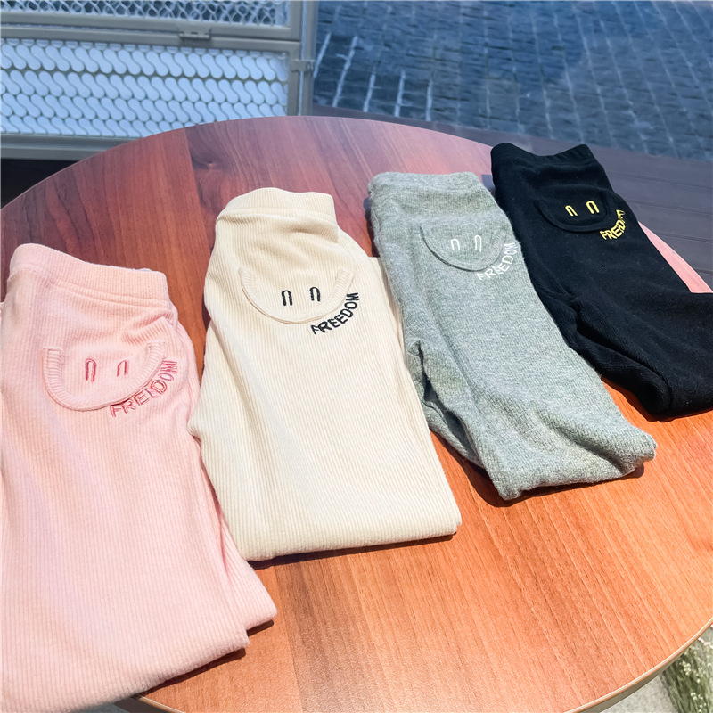 2021 Autumn Girls' High Elasticity Embroidered Smiley Sunken Stripe Slim Fit Leggings Baby Girls' Soft Glutinous Tight Trousers 2021 Autumn Girls' High Elasticity Embroidered Smiley Sunken Stripe Slim Fit Leggings Baby Girls' Soft Glutinous Tight Trousers