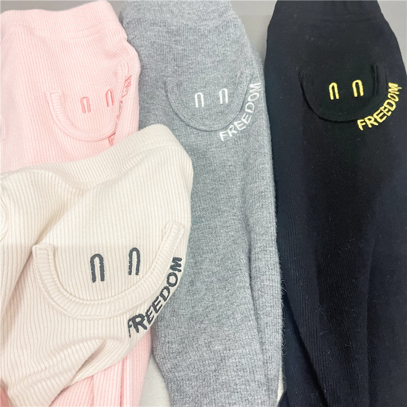 2021 Autumn Girls' High Elasticity Embroidered Smiley Sunken Stripe Slim Fit Leggings Baby Girls' Soft Glutinous Tight Trousers 2021 Autumn Girls' High Elasticity Embroidered Smiley Sunken Stripe Slim Fit Leggings Baby Girls' Soft Glutinous Tight Trousers