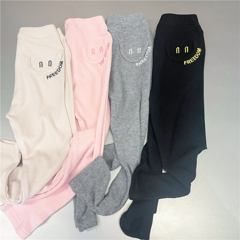2021 Autumn Girls' High Elasticity Embroidered Smiley Sunken Stripe Slim Fit Leggings Baby Girls' Soft Glutinous Tight Trousers 2021 Autumn Girls' High Elasticity Embroidered Smiley Sunken Stripe Slim Fit Leggings Baby Girls' Soft Glutinous Tight Trousers