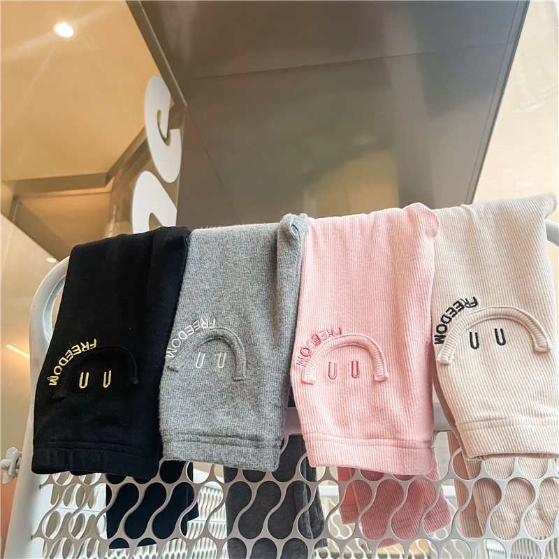 2021 Autumn Girls' High Elasticity Embroidered Smiley Sunken Stripe Slim Fit Leggings Baby Girls' Soft Glutinous Tight Trousers 2021 Autumn Girls' High Elasticity Embroidered Smiley Sunken Stripe Slim Fit Leggings Baby Girls' Soft Glutinous Tight Trousers