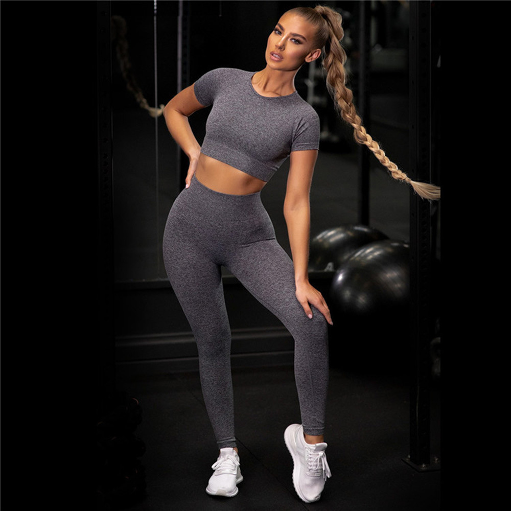 Cross-Border Hot Seamless Tight Fitness Suit Women's Plain Sports Short-Sleeved Trousers Two-Piece Yoga Clothes Wholesale Cross-Border Hot Seamless Tight Fitness Suit Women's Plain Sports Short-Sleeved Trousers Two-Piece Yoga Clothes Wholesale