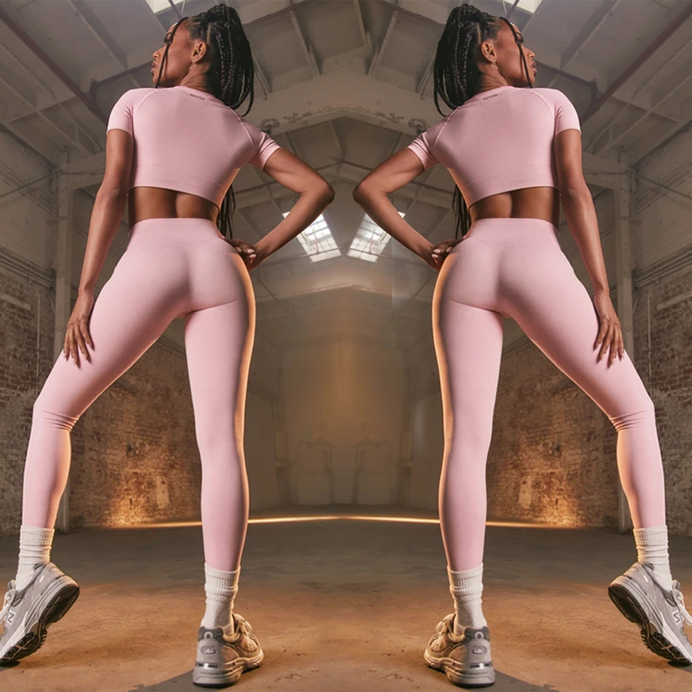 Cross-Border Hot Seamless Tight Fitness Suit Women's Plain Sports Short-Sleeved Trousers Two-Piece Yoga Clothes Wholesale Cross-Border Hot Seamless Tight Fitness Suit Women's Plain Sports Short-Sleeved Trousers Two-Piece Yoga Clothes Wholesale