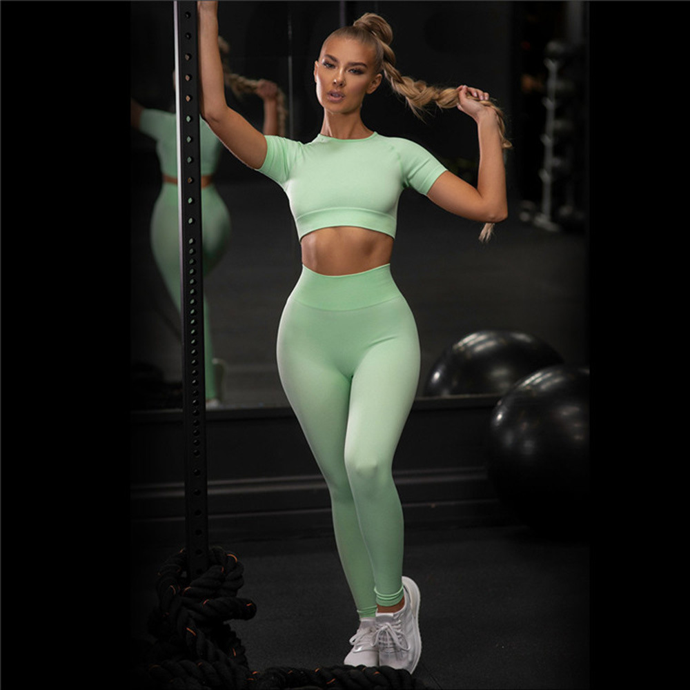 Cross-Border Hot Seamless Tight Fitness Suit Women's Plain Sports Short-Sleeved Trousers Two-Piece Yoga Clothes Wholesale Cross-Border Hot Seamless Tight Fitness Suit Women's Plain Sports Short-Sleeved Trousers Two-Piece Yoga Clothes Wholesale
