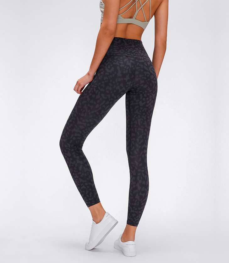 2020 Spring New Model Nude Yoga Pants Women's High Waist Hip Running Tight Elastic Feet Sports Fitness Trousers
