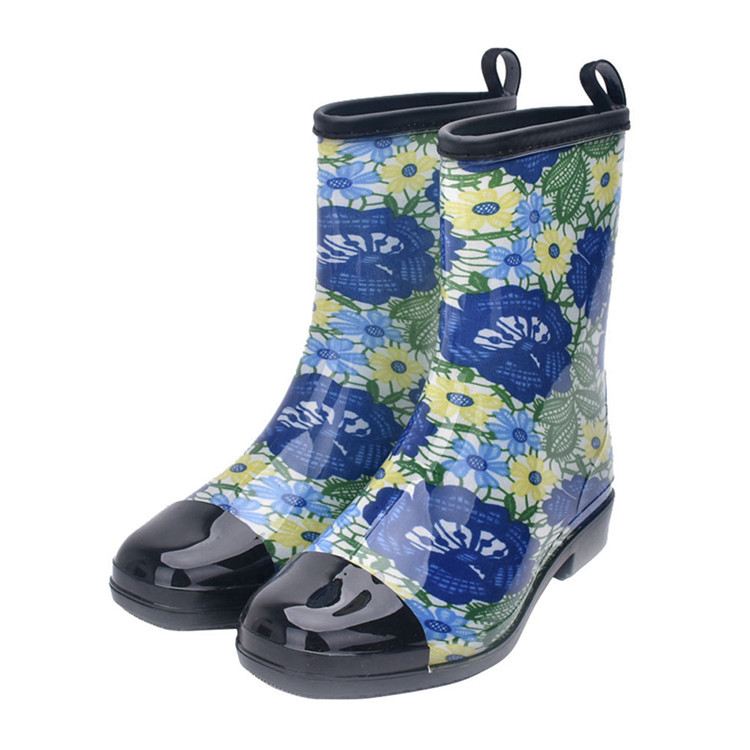 European and American Rain Shoes One-Piece Mid-Calf Rubber Boots Pattern Rain Boots Women's Rain Boots Outer Wear Cross-Border PVC