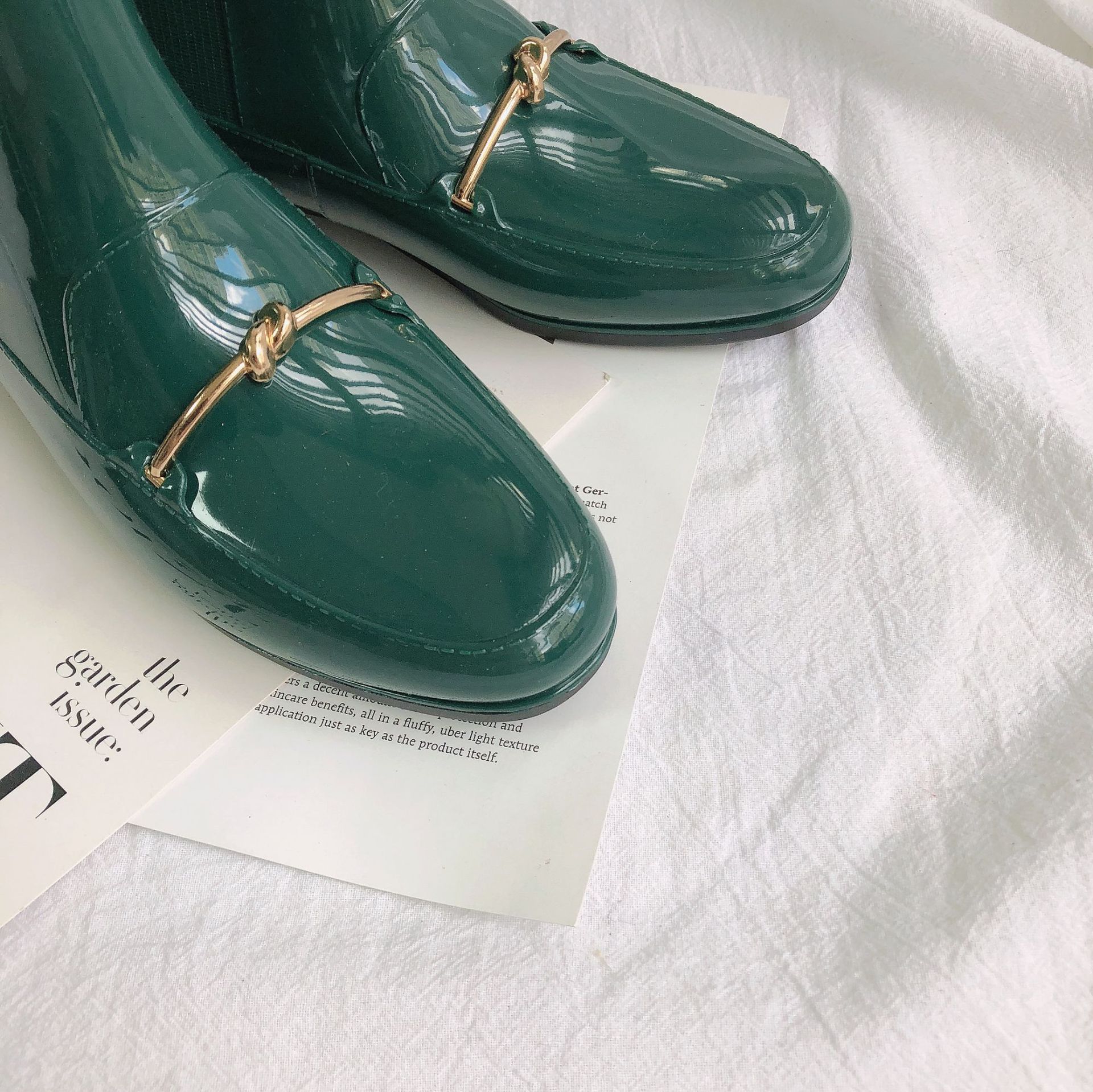 New Cross-Border Rain Boots European and American Chelsea Fashion Women's Rain Boots Short Women's Summer Waterproof Anti-Slip Rain Boots Wholesale
