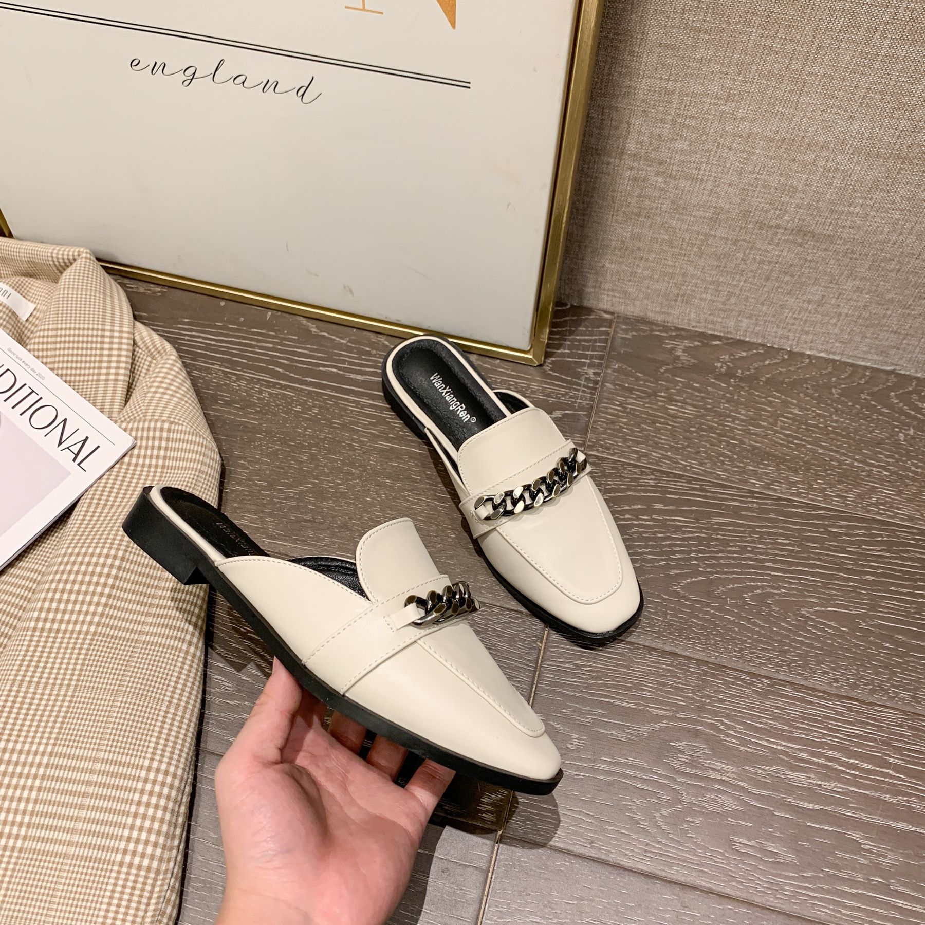 2022 Spring and Autumn New European and American Stylish Low Heel Semi Slipper Women's Shoes Internet Celebrity Chain Flat Slippers Foreign Trade 41