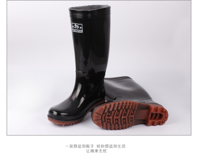 New style men's water shoes fashion high tube PVC flat flat jelly color men's rain shoes low heel rain shoes rain boots