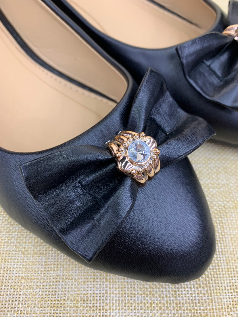 Foreign trade order, 37-42 women's shoes, stock, all black mother shoes, fashion shoes, low heel flat shoes