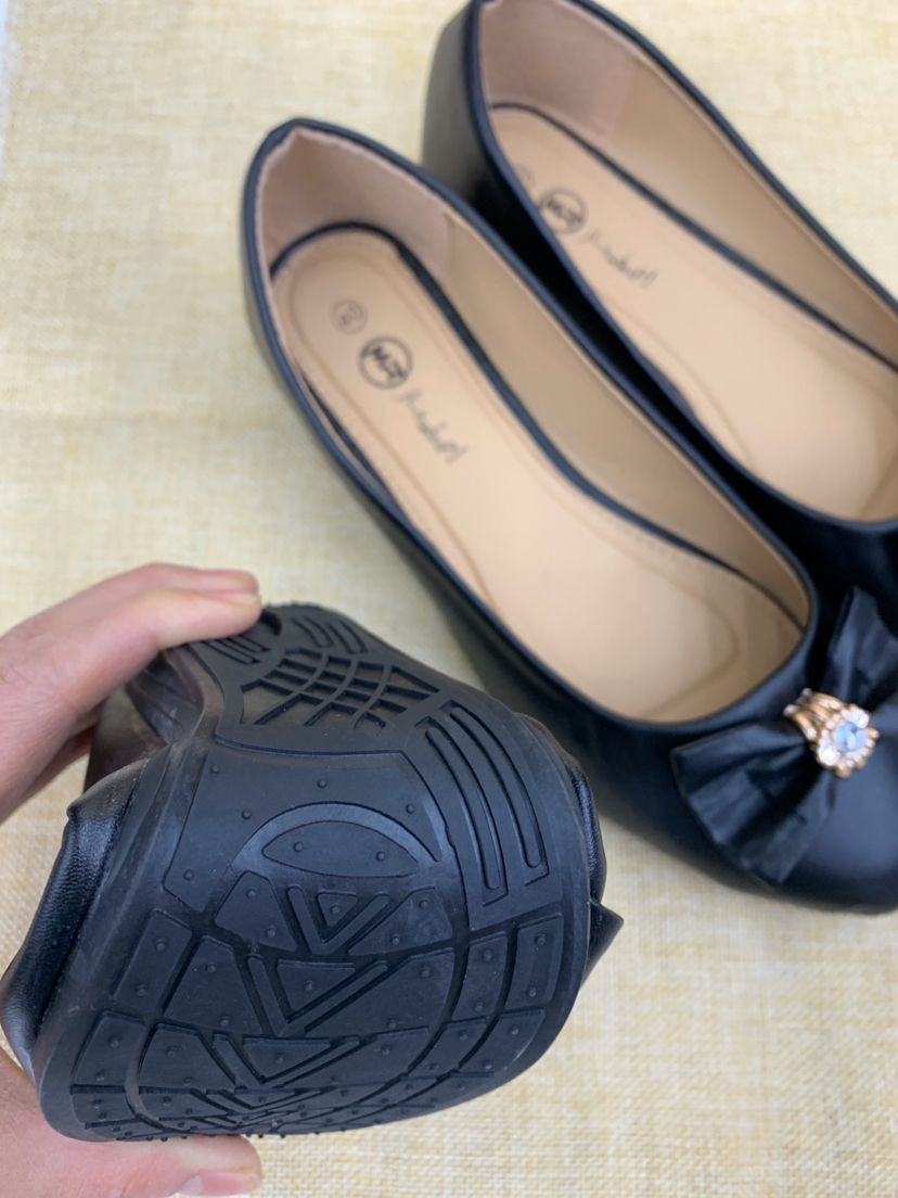 Foreign trade order, 37-42 women's shoes, stock, all black mother shoes, fashion shoes, low heel flat shoes