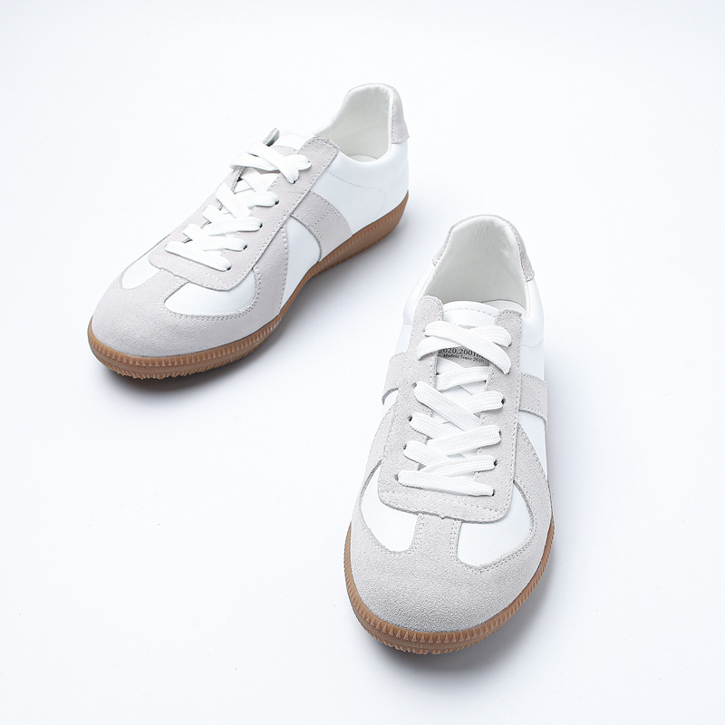 2021 Autumn and Winter German Training Shoes Women&#039;s All-Real Cowhide Breathable Flat Heel Minimalism Casual White Shoes Couple Sneakers