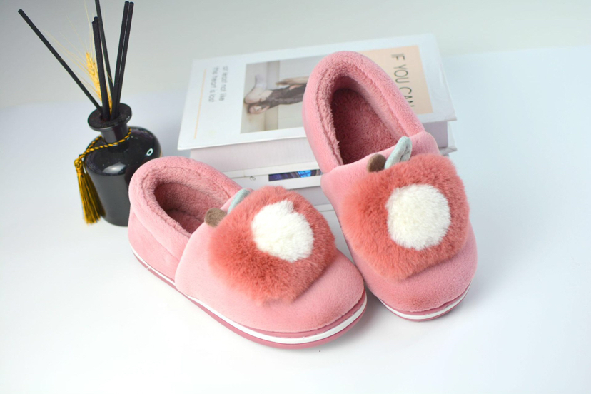 Winter Warm Cotton Shoes Super Soft Velvet Flat Heel TPR Fashion Apple Cute Slippers Cotton Slippers