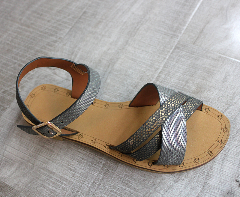 New fashion craft ladies sandals chun-soles flip-flops Roman flat heel cover Roman shoes