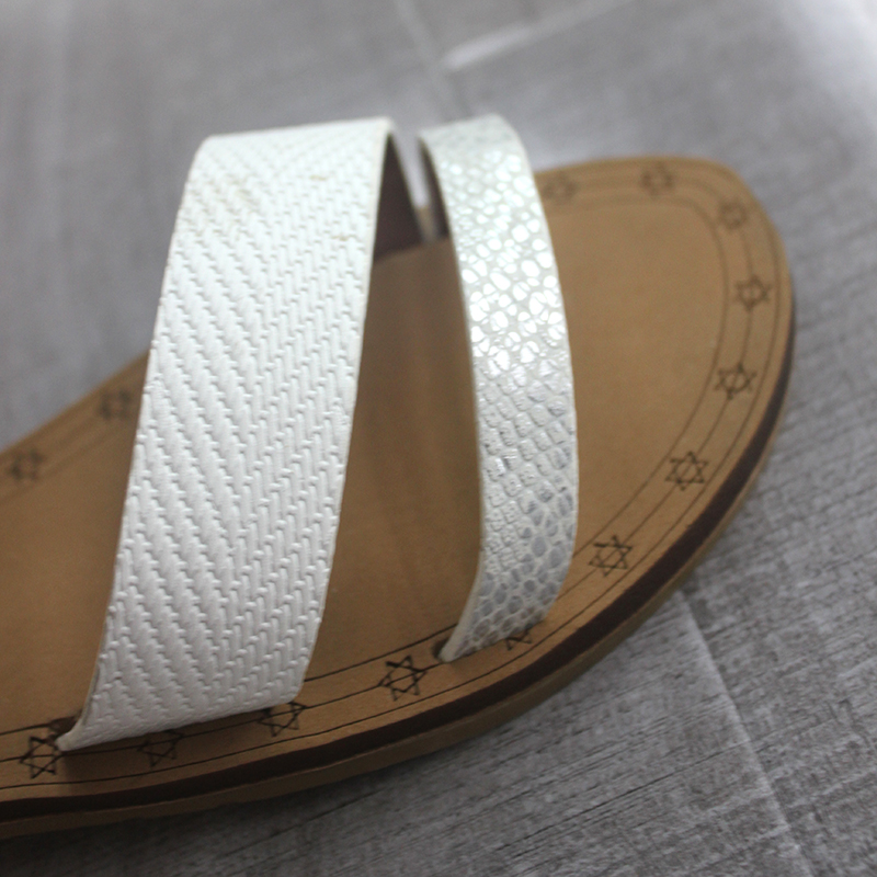 New fashion craft ladies sandals chun-soles flip-flops Roman flat heel cover Roman shoes