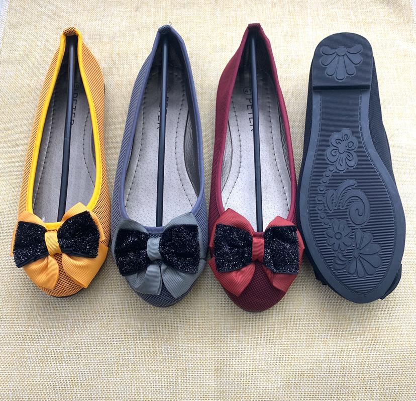 Spot women's single shoes 37-42 mixed color with size flat shoes low-heel fashion shoes mother shoes are cheap