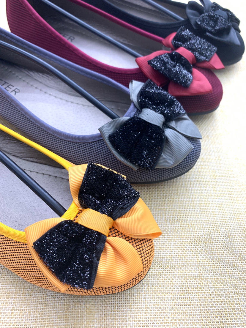 Spot women's single shoes 37-42 mixed color with size flat shoes low-heel fashion shoes mother shoes are cheap
