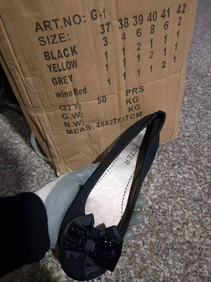 Spot women's single shoes 37-42 mixed color with size flat shoes low-heel fashion shoes mother shoes are cheap