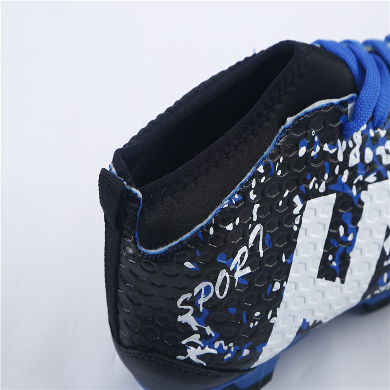 Manufacturers direct football shoes crushed nails for boys and girls young sneaker man grass anti-skid sports shoes source factory